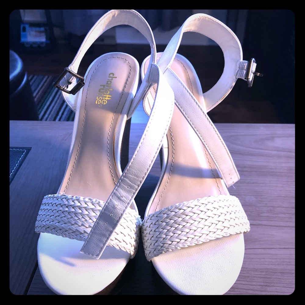 Women’s size 8 Charlotte Russe